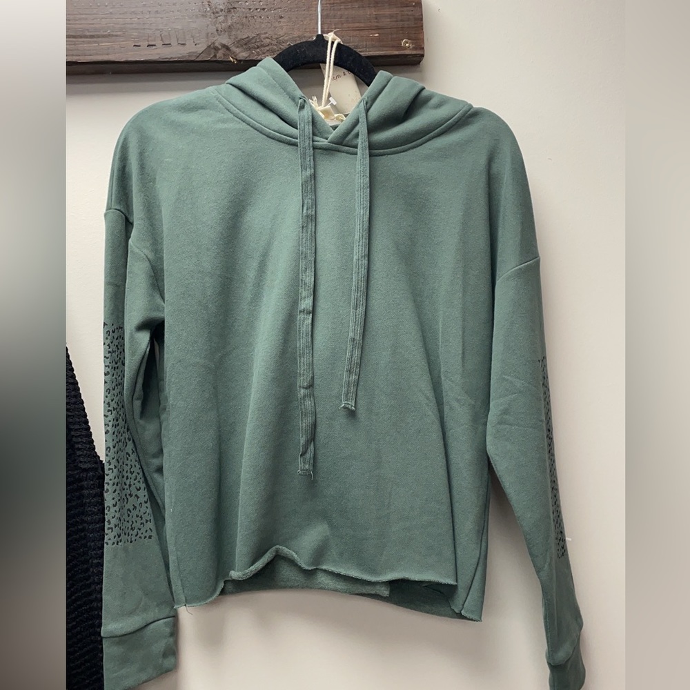 Cropped hoodie